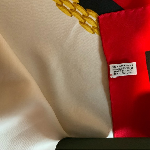 100% silk Cartier scarf 35X35” - Picture 3 of 3